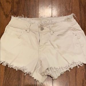 white jean shorts
